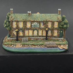 Hawthorne Village by Thomas Kinkade Lamplight Inn 1997 Miniature Display - Picture 1 of 18