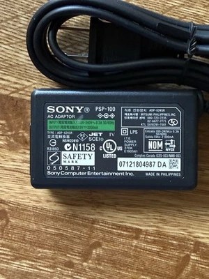 Nuevo adaptador de CA original oficial OEM para cargador de pared Sony PSP 1000, 2000 y 3000 Foto 1 de 3