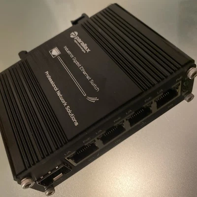 PDT-NSU-7104-MP-SF-I - 5 Port Industrial PoE Switch DIN Rail +12-48VDC - Image 1 of 4