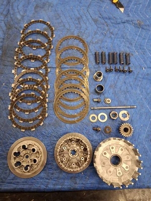 1996-2000 Suzuki RM250 OEM clutch Basket Hubs Plates Complete Kit (Shelf B) - Image 1 of 4
