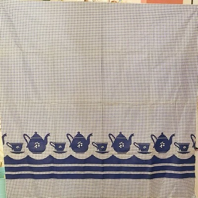 Guinga azul con teteras cuadrada de tela  Foto 1 de 4