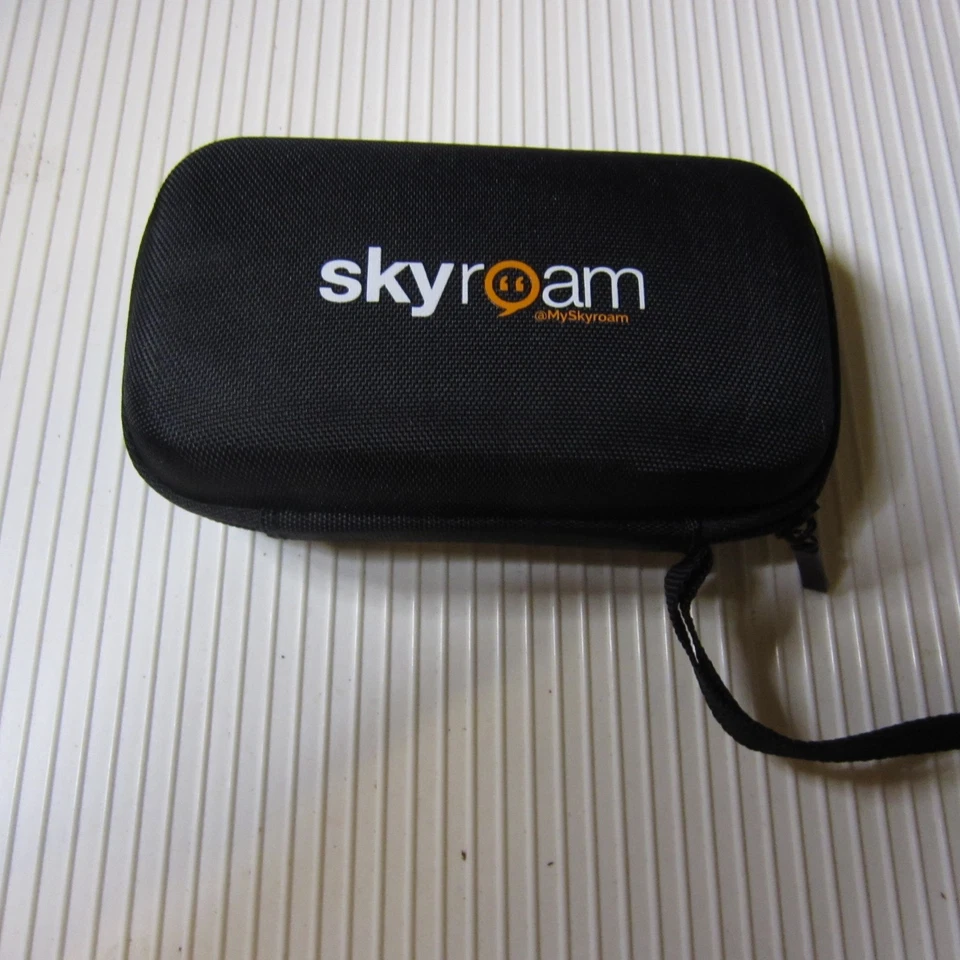 Skyroam Global Personal Wifi Hotspot Brand New Unused W CASE AND CORD - Image 1 of 3
