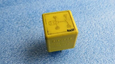 LAND ROVER / ROVER 45 75 - RELAY YWB10012 SIEMENS V23134-B52-X127 12V // YELLOW - Image 1 of 4