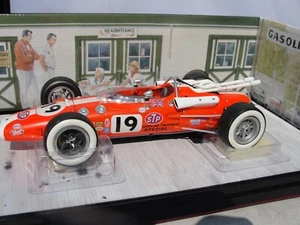 CAROUSEL DIECAST LOTUS 38 'JIM CLARK' RED #19  5204  1.18 SCALE NEW OLD STOCK - Picture 1 of 24