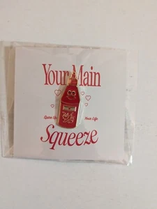 Sriracha Hot Sauce Pin Lee Kum Kee - Picture 1 of 2