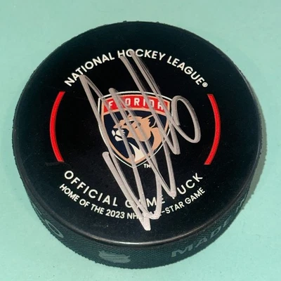 Официальная ИГРОВАЯ шайба Беккета с автографом АЛЕКСАНДРА БАРКОВА из Florida PANTHERS (BAS) - Изображение 1 из 3