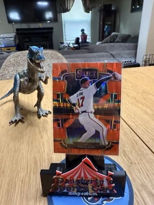 2024 Panini Select - Concourse Tom Glavine #40 Orange Flash Prizm Atlanta Braves - Picture 1 of 2