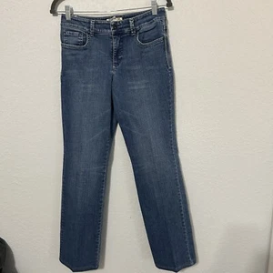 Jeanstar Premium Denim Jeans Women’s Size 8 Medium Wash Embroidered Rear Pockets - Picture 1 of 7