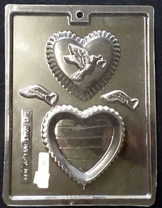 Heart Box with Doves and Ring Jewelery Box Chocolate Plastic Candy ECM AO-1088 - Picture 1 of 1