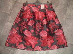 size 12 tu woman black red floral satiny summer occasion skirt - Picture 1 of 2