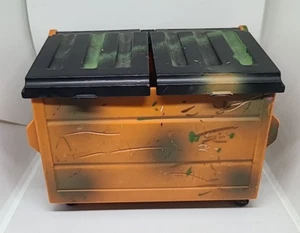 WWF 1998 Jakks Pacific Back Alley Brawl Dumpster Orange Titan Sports Inc - Picture 1 of 13