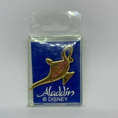 RARO Disney Japón Antiguo Pin Box Teatro Limitado Aladdin Lámpara Mágica Foto 1 de 2