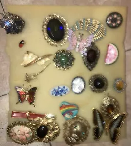 Vintage To Modern Brooch Pin Lot Of 20 - Picture 1 of 2