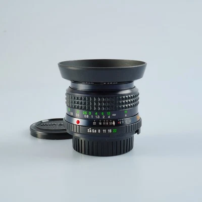 NEAR MINT MINOLTA MD W.ROKKOR 28mm F/3.5 Prime Lens - Image 1 of 4