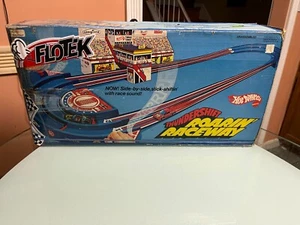 1-LOUD ROAR! HW THUNDERSHIFT ROARIN RACEWAY/NEAR MINT CARS,WORKING SHIFTER SOUND - Picture 1 of 22