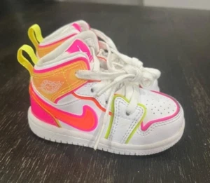 Nike Air Jordan Retro 1 MID Shoes Edge Glow Kids CV4613-100 Size 5C - Bild 1 von 5