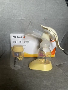 Medela Harmony Manual Breast Pump - Picture 1 of 6