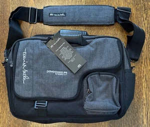 NWT Travis Mathew Dowdy Messenger Bag Laptop Briefcase Style 1ML155 Charcoal NEW - Afbeelding 1 van 4