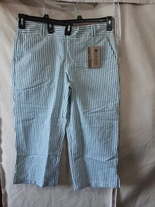 Columbia Sportswear #314 Women's Pants Capri NWT Low RiseSz 10 GreenWhite Strips - Picture 1 of 14