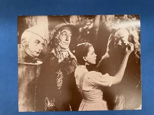 De colección El Mago de Oz Estampado de Película 11x14 Blanco y Negro Dorothy Tin Man Espantapájaros - Imagen 1 de 6