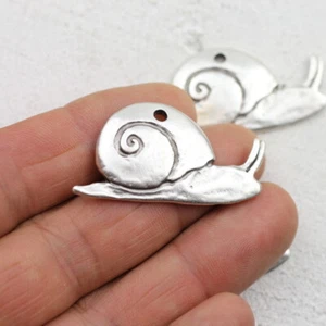 5 Schnecken Anhänger, Charms, Antik Silber, Metall, DIY Schmuck basteln ZM694 - Picture 1 of 6