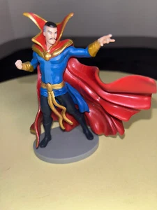 Marvel Avengers Dr. "Extraña figura de PVC 3,5"" coleccionable de Disney Store" - Imagen 1 de 4