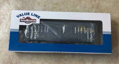 Intermountain Ho Scale 50’ High Cube Box Car, Golden West 742023 - Image 1 of 3