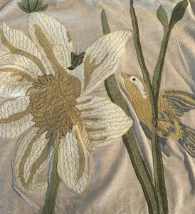 Pottery Barn Embroidered Bird Hummingbird Floral Pillow Cover 23” - Picture 1 of 19