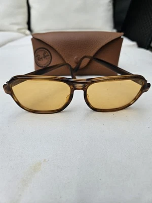 GAFAS DE SOL VINTAGE B&L RAY BAN TORTOISE MONTURAS LENTES ÁMBAR EN LOS ESTADOS  Foto 1 de 4