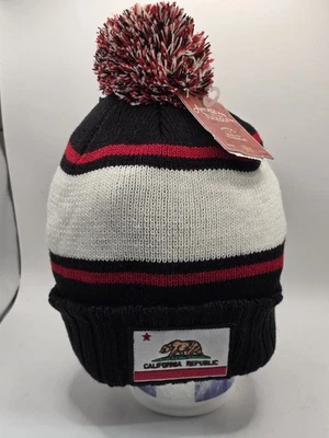 NUEVO CON ETIQUETAS GORRO POM TEJIDO AGUJA AMERICANA OSO REPÚBLICA DE CALIFORNIA NEGRO ROJO MARFIL  Foto 1 de 4