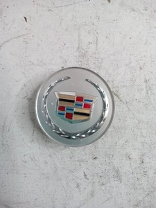 Cadillac ATS CTS DTS SRX Center Cap Hubcap 9597375 2-5/8" - Picture 1 of 5