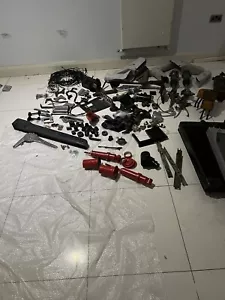 Aston Martin classic DBS6 , V8 assorted parts, can buy single Item too - Picture 1 of 9