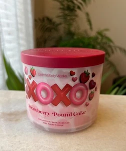 Bath & Body Works 3-Wick Candle 🍓 Strawberry Poundcake 🍰 XOXO Cake & Cream  - Picture 1 of 4