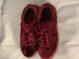 Women Free Choice Sneakers Size(8)Color Burgundy - Picture 1 of 6