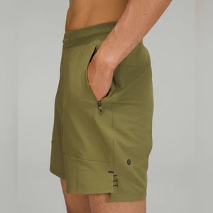 Lululemon Green Men’s License to Train Short 7"LL Size Medium - Picture 1 of 12