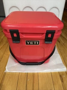 YETI Roadie 24 Cooler - Bimini Pink - Limited Color New - Picture 1 of 10