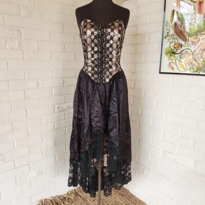Vestido de graduación de colección años 80 corsé alto bajo encaje satinado sin tirantes gótico punk nueva ola Foto 1 de 4