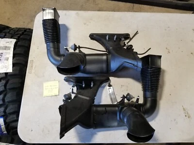 Volvo 240 242 244 1986-1993 245 L y R tablero calentador conductos y válvulas de vacío OE #11AN Foto 1 de 4