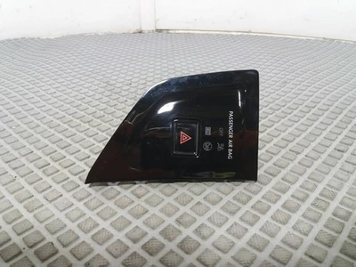 Interruptor de peligro VOLKSWAGEN POLO 2017-2023  Foto 1 de 4