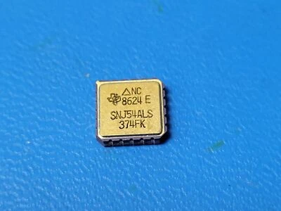 (1 PC) SNJ54ALS374FK TI Bus Driver, 1-Func, 8-Bit, True Output, TTL, CQCC20 ' Foto 1 de 2