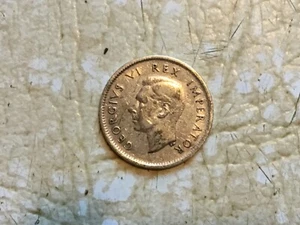 South Africa 1938 Lucky 6 Pence Silver Coin - Picture 1 of 2