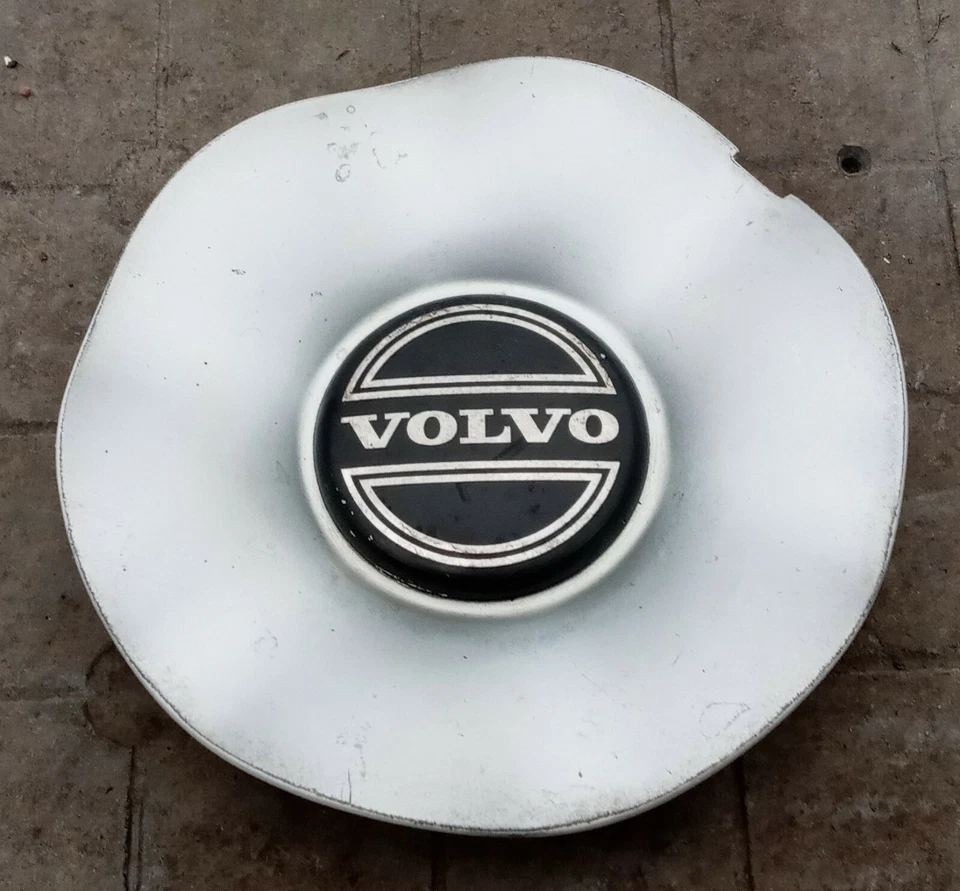 Центральный колпак Volvo 850 S70 V70 1992-2002 номер детали 3546354 01 - Изображение 1 из 3