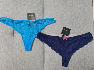 2x Ann Summers Azul Marino Encaje Floral Tanga Cuerdas Ropa Interior Talla 18 Foto 1 de 2