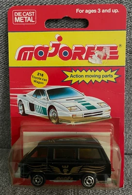 Majorette # 216 negro Toyota Van Wagon Gold Eagle Lite Ace 1:52 Francia Foto 1 de 4