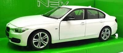 Welly NEX 1/24 Scale Diecast 24039W - BMW 335i - White - Image 1 of 4