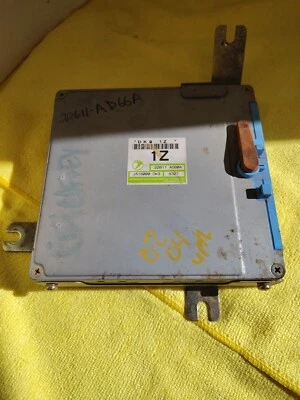 Subaru Legacy 1996-1999 motor 2,5 ECU P/N JA18000DK9 Foto 1 de 4