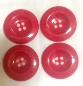 NEU GROSSER 35 mm ROTER WENDBARER KUNSTSTOFFKNOPF 4 LÖCHER JACKE MANTEL HANDWERK - Bild 1 von 3