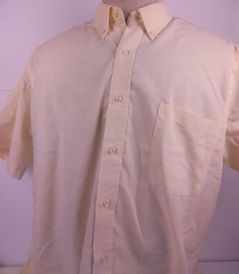 St John's Bay Mens Yellow SS Button Down Dress Shirt Size XL.               (B5) - Image 1 of 4