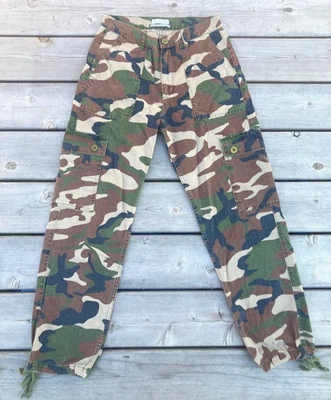 Urban Outfitters Pants Womens Size 4 Camouflage Camo Cargo Tie Ankle - Image 1 of 4
