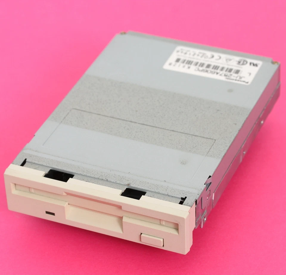 Panasonic JU-257A606PC 3.5” 1.44MB Floppy Disk Drive FDD *TESTED & WORKING* - Image 1 of 4